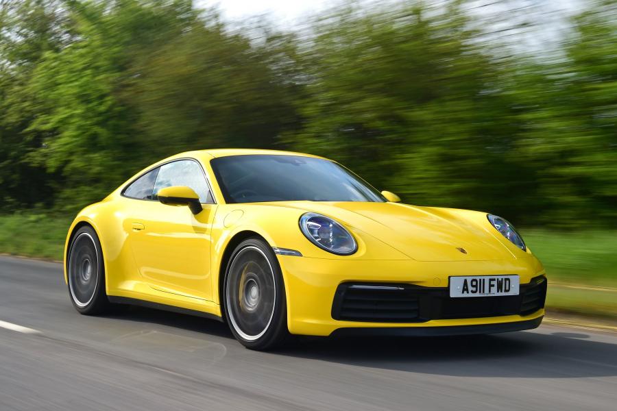  Porsche 911 Carrera 4S (992) 2019 года  (UK) (фото 25 из 40)